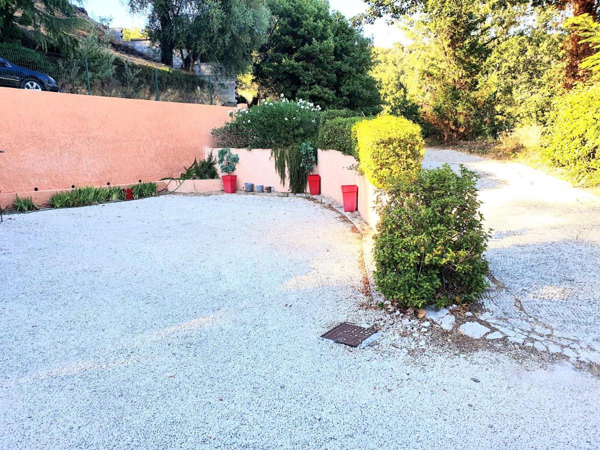 Le Nid De Darshan 2 Personnes Collobrières Exterior foto